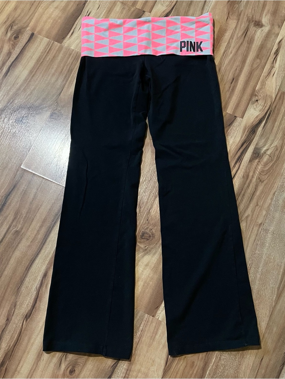 2012 VS PINK triangle fold over yoga flare pants size LG y2k 2010s indie
